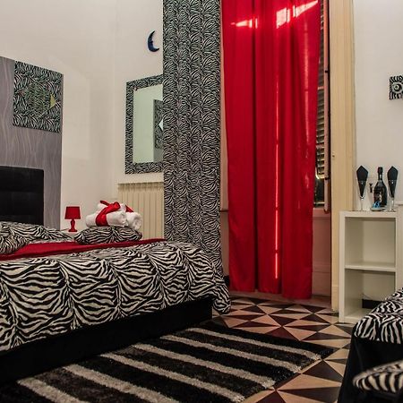 Pitagora House Hotel ตารันโต ภายนอก รูปภาพ