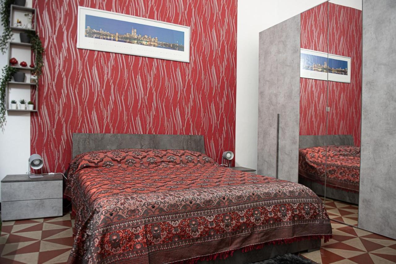 Pitagora House Hotel ตารันโต ภายนอก รูปภาพ